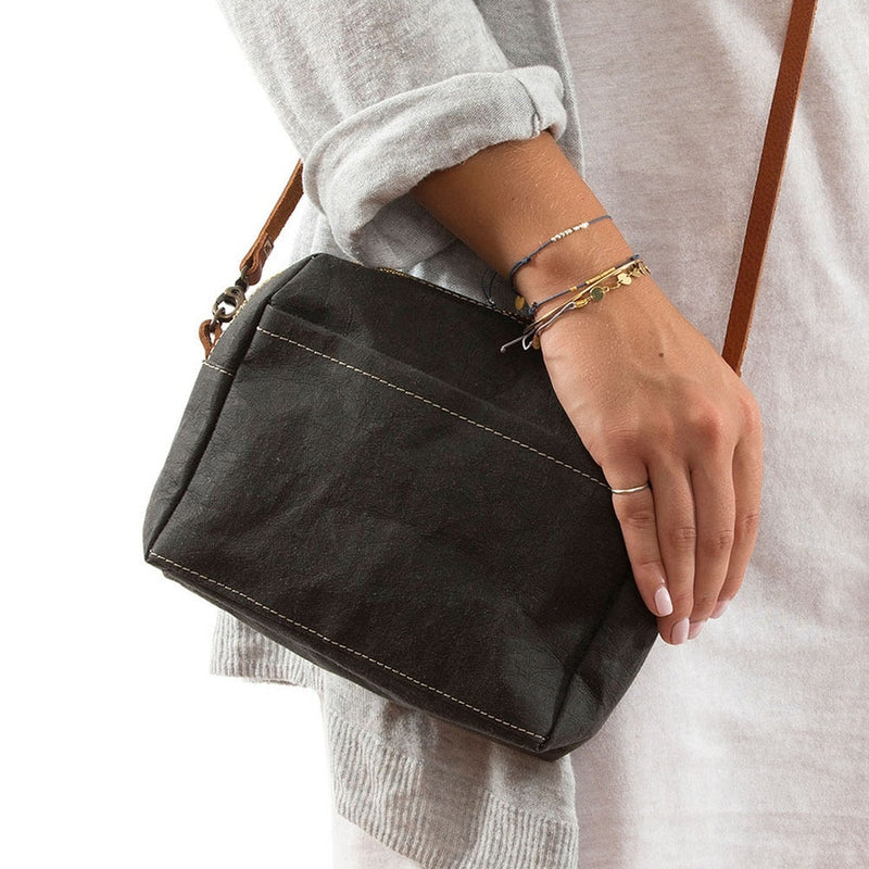 Shoulder Pochette